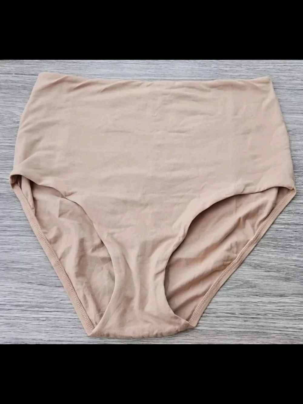 Hatch high tuck neutral brief M (fits L)